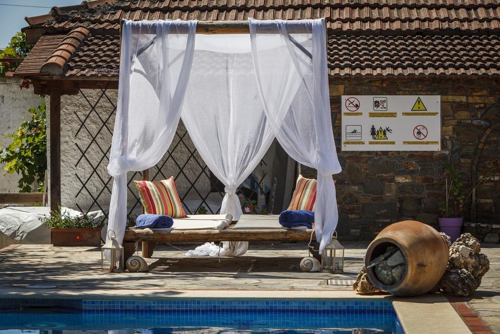 Seranides Boutique Hotel Kato Gatzea Bagian luar foto